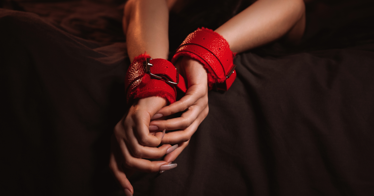 How to Use Handcuffs in Bed: Safe & Beginner Guide